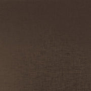 Eine strukturierte braune Oberfläche mit einem subtilen stoffähnlichen Muster und Farbverläufen, die an ☆ Cardstock Seide mit einer Stärke von 120 g/m² erinnert.