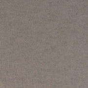 Nahaufnahme eines braunen, strukturierten Stoffes mit einem subtilen Webmuster, das an Cardstock Seide von ☆ erinnert. Dieses Material ist recycelbar und FSC-zertifiziert und bietet sowohl Qualität als auch Nachhaltigkeit.