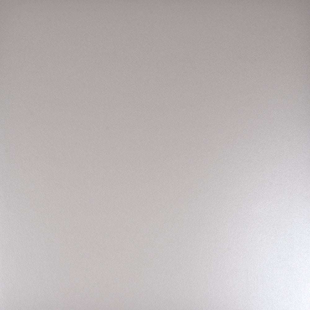 Eine glatte, hellgraue Oberfläche aus ☆ mit dezentem Schimmer-Effekt und ohne sichtbare Muster - perfekt für Papierkunstwerke, die Eleganz und raffinierte Schlichtheit brauchen.