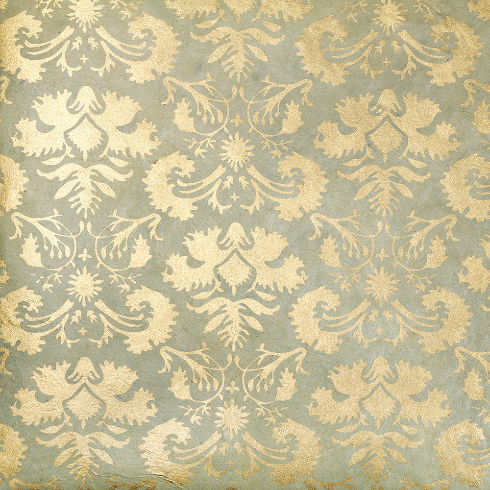 Dieses verschnörkelte Design mit goldfarbenem Damastmuster auf grünem, strukturiertem Hintergrund wurde auf nachhaltigem Papier gedruckt und ist somit umweltfreundlich. Von ☆.