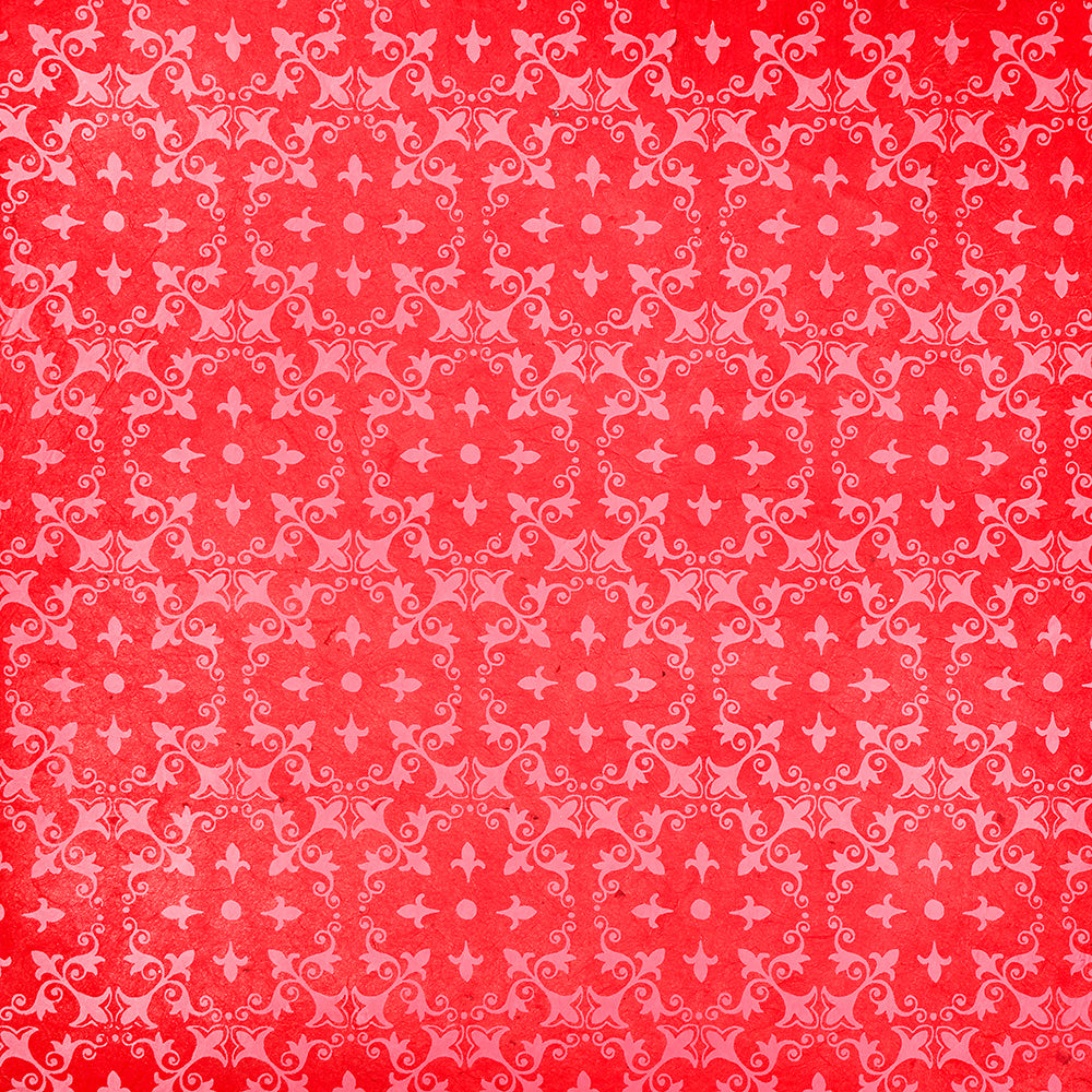 Rotes, verziertes Vintage-Muster mit floralen Motiven und Wirbeln bildet einen symmetrischen, strukturierten Hintergrund - ideal zum Verpacken von Geschenken oder zum Basteln mit nachhaltigem Papier wie edles Nepalpapier. Von der Marke ☆.