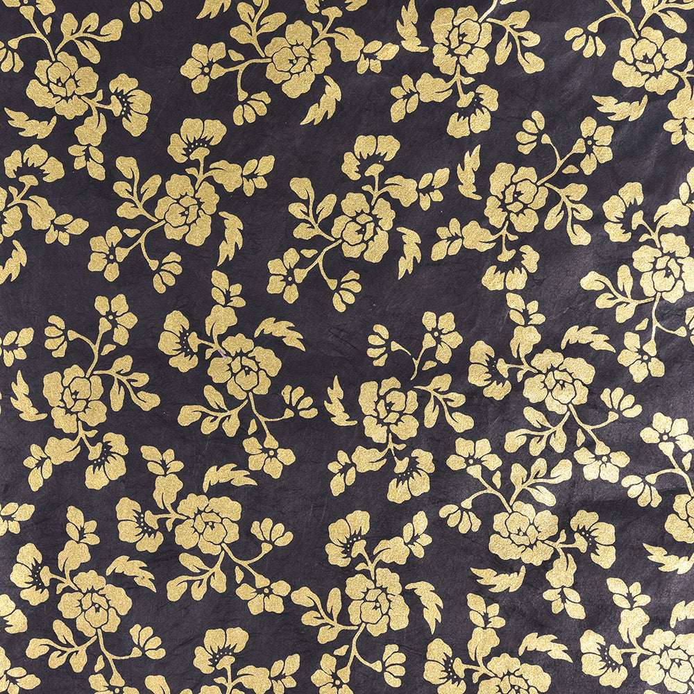 Goldenes Blumenmuster auf dunklem Hintergrund von ☆ mit sich wiederholenden Blättern und Blüten - ideal für Handarbeitsprojekte oder elegante Geschenke Verpacken.