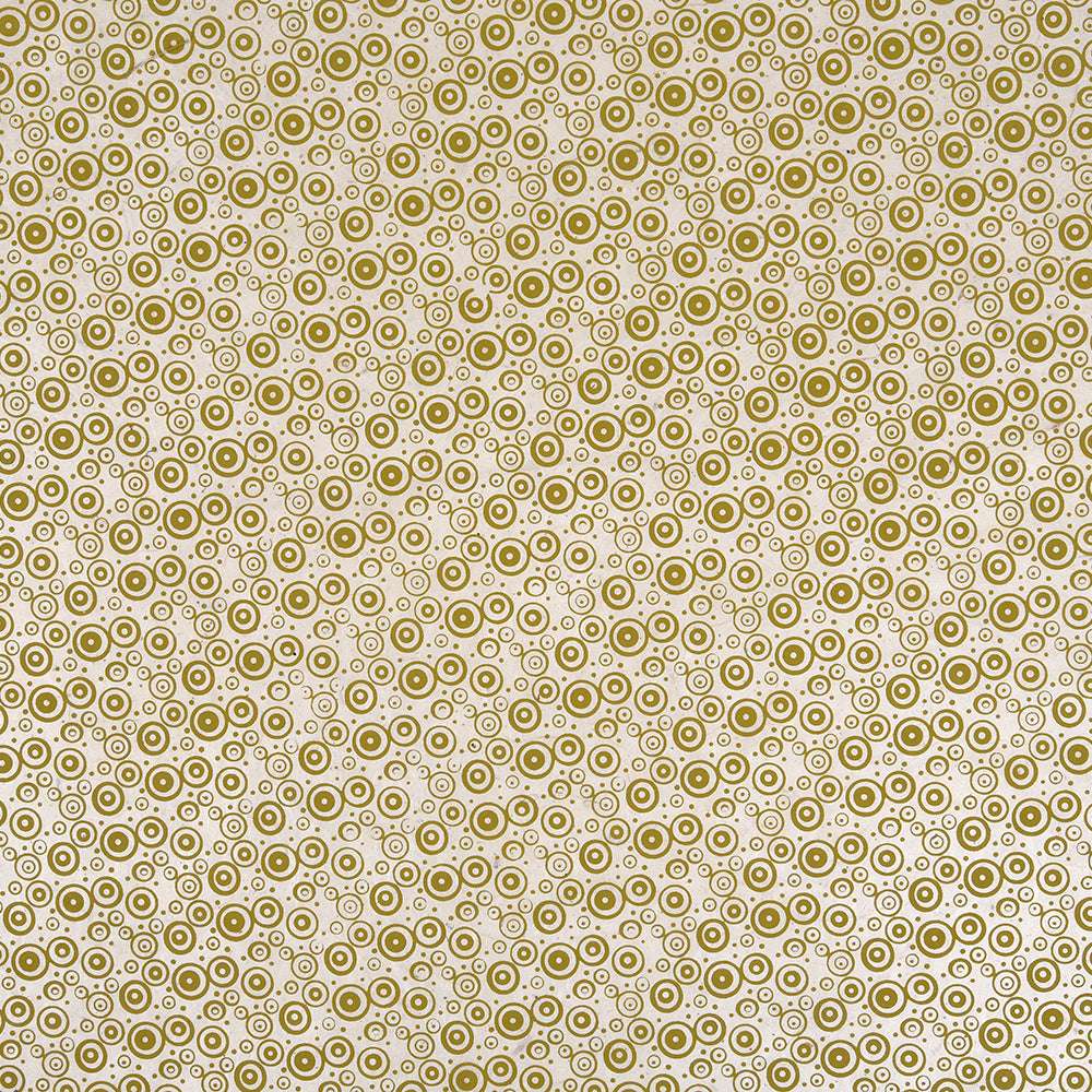 Markenname: ☆ mit einem sich wiederholenden Muster aus kleinen, goldenen, konzentrischen Kreisen auf einem hellbeigen Hintergrund - ideal zum Verpacken von Geschenken oder um jedes Projekt mit handwerklichem Stil zu versehen.