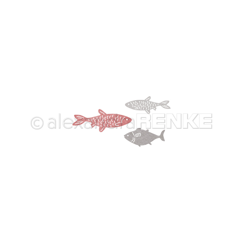 Drei einfache Fisch-Illustrationen: eine rote in der Mitte, zwei graue auf weißem Hintergrund. Ideal zum Basteln mit Alexandra Renke Designpapieren oder mit der Motivstanze Kleines Fische Trio für einzigartige Stanzsysteme Projekte.