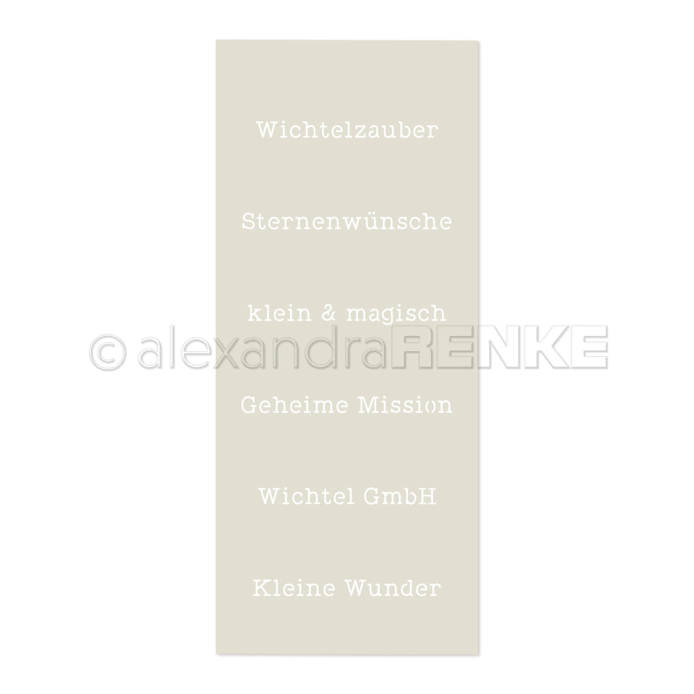 Beige Karte von Alexandra Renke mit deutschen Worten: Wichtelzauber, Sternenwünsche, klein & magisch, Geheime Mission, Wichtel GmbH, Kleine Wunder-ideal für Papierprojekte mit der Schablone Wichtelzauber oder wiederverwendbaren Schablonen.