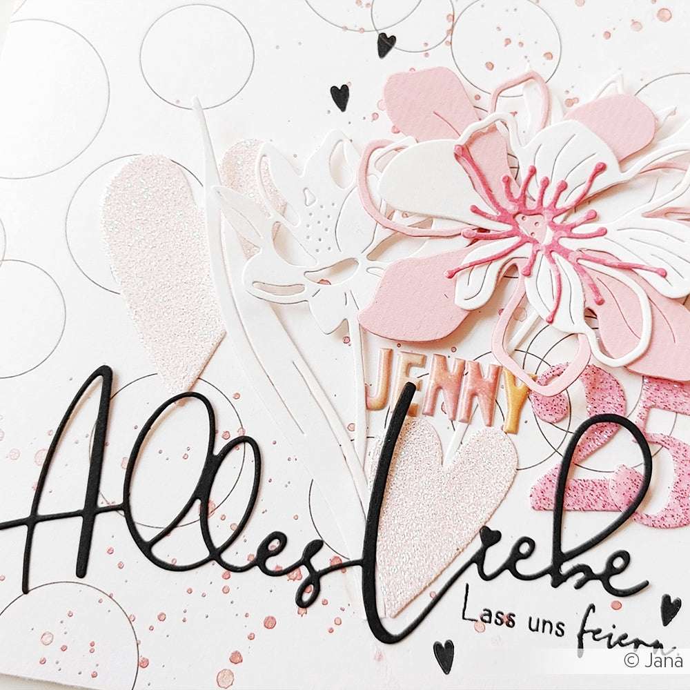 Handgefertigte Karte von Alexandra Renke mit rosa und weißen Blumen, Herzen und "Alles Liebe" in Fettschrift. Gefertigt aus hochwertigen Designpapieren für einen einzigartigen Look.