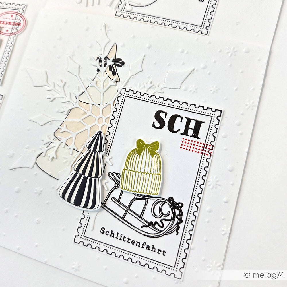 Eine festliche Karte von Alexandra Renke mit Schneemotiv - Schlitten, Mütze, zwei Bäume, Schneeflocke und das Wort "Schlittenfahrt" - perfekt zum Basteln mit Ihren Lieblingsmotiven aus Clear Stamps oder Photopolymer.