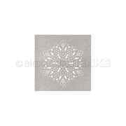 Graue, quadratische Fliese mit einem weißen, symmetrischen, floral inspirierten Ausschnittmuster in der Mitte von Alexandra Renke, das an die DieCut-Systeme-Techniken erinnert, die häufig für Designpapiere verwendet werden.