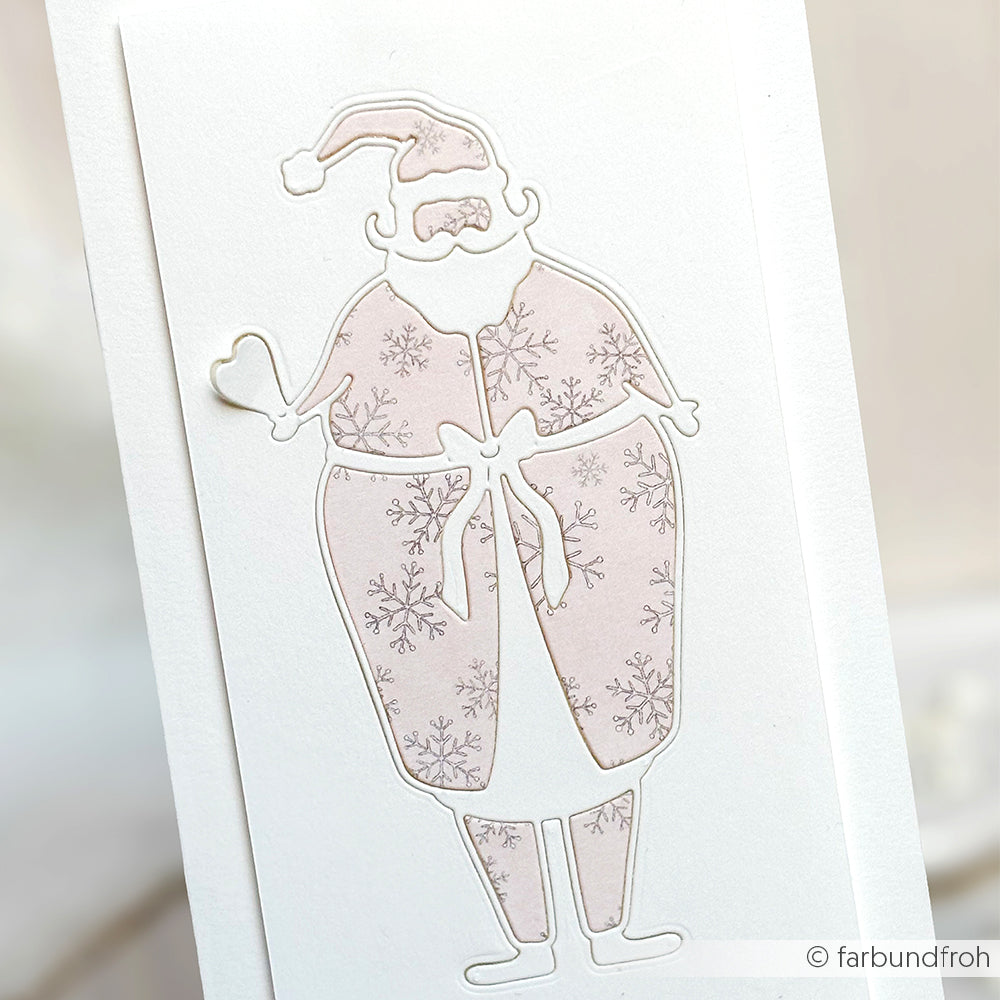 Minimalistischer Umriss des Weihnachtsmanns mit Schneeflockenmustern auf seinem Anzug, winkend, erstellt mit einem Alexandra Renke Dies Stanzsysteme, dargestellt auf einem weißen Hintergrund.